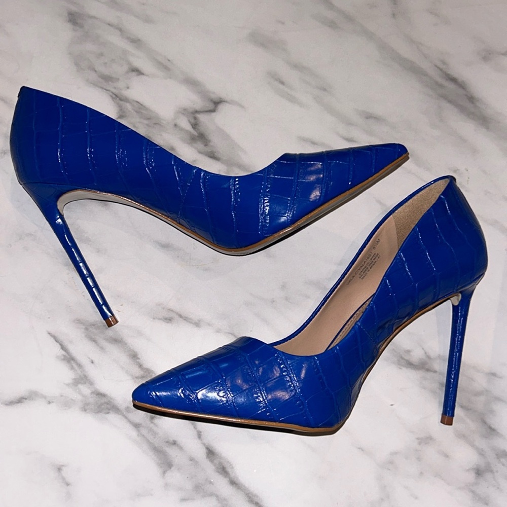Steve Madden blue snake skin/croco heels